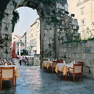 Hotell Peristil, Split