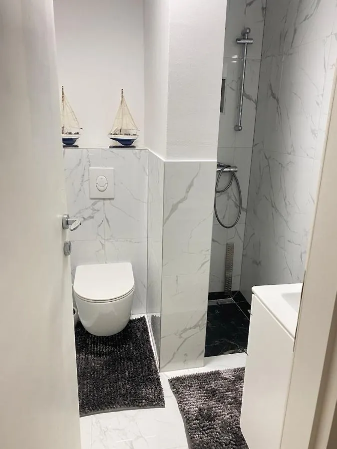 Sweet Flat With 2 Bedrooms Split Croatia Apartment
