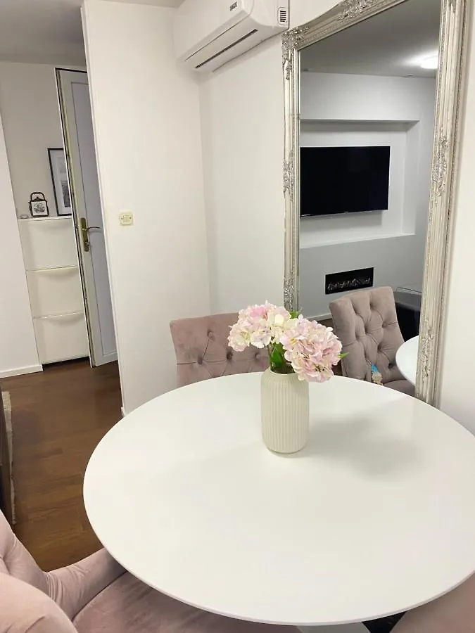 Apartment Sweet Flat With 2 Bedrooms Split Croatia